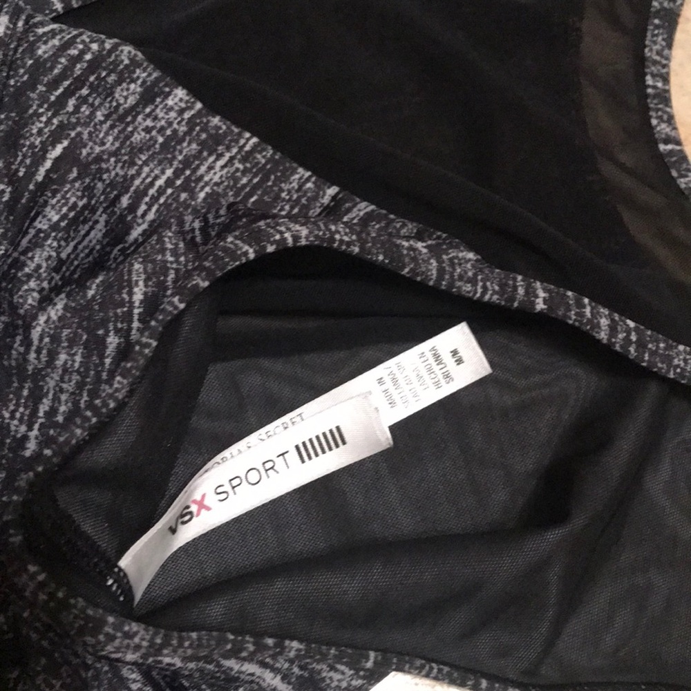 VSX Sports Bra Size Medium - Picture 3 of 3